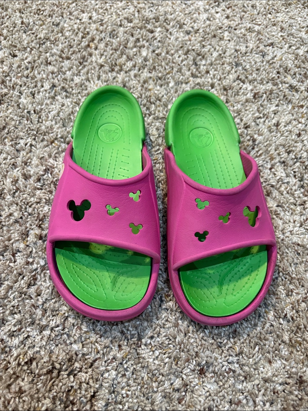 CROCS Kids Mickey Pink Slide Sandals with Green Footbed